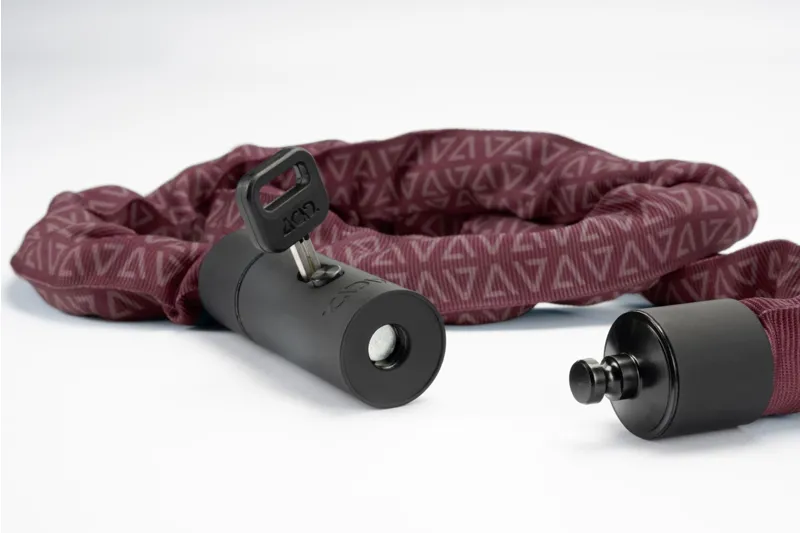 Acid Chain Lock Corvid K120 in Red-1